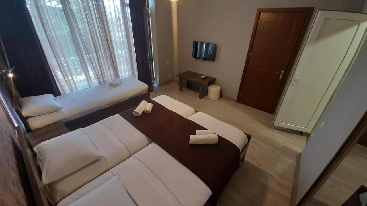 Balu Hotel Kobuleti Exterior photo