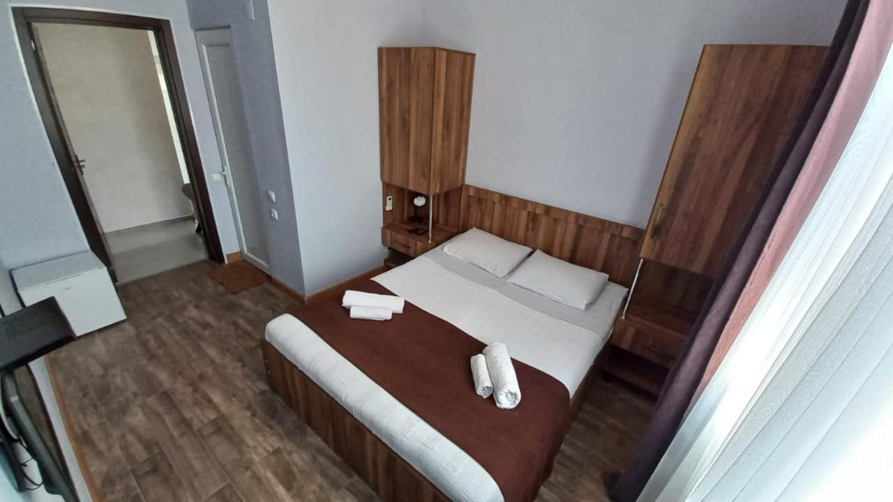 Balu Hotel Kobuleti Exterior photo